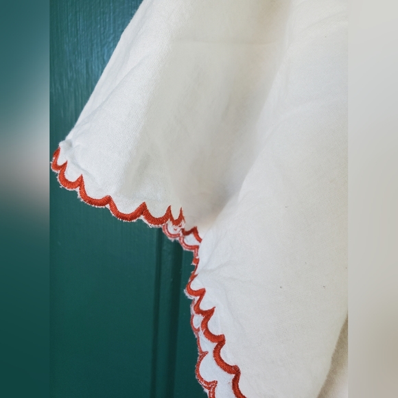 Roolee Floral Embroidery Large Dress - Picture 4 of 5